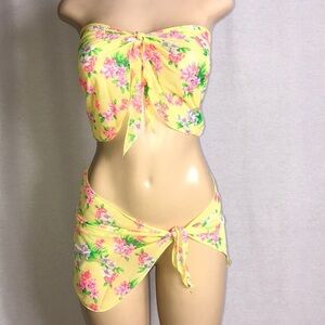 Zuliana Yellow Floral Mesh Sarong Set. Made in USA. New With Tags